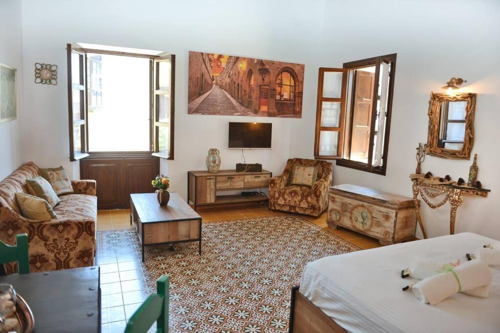 Rhodes City Meandros Suite In Old Town מראה חיצוני תמונה