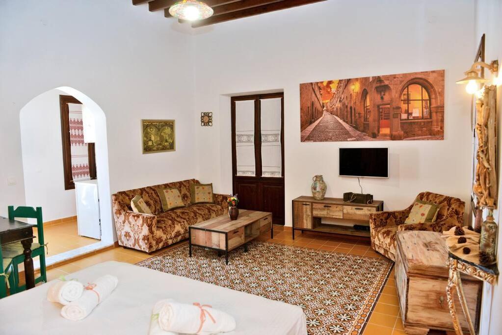 Rhodes City Meandros Suite In Old Town מראה חיצוני תמונה