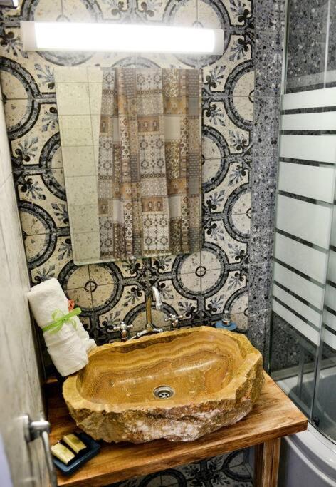 Rhodes City Meandros Suite In Old Town מראה חיצוני תמונה